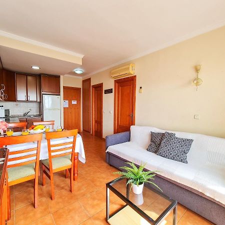 Parking Privado Benalbeach 贝纳尔马德纳 外观 照片