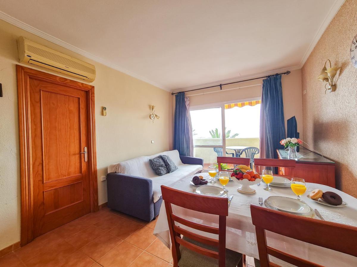 Parking Privado Benalbeach 贝纳尔马德纳 外观 照片