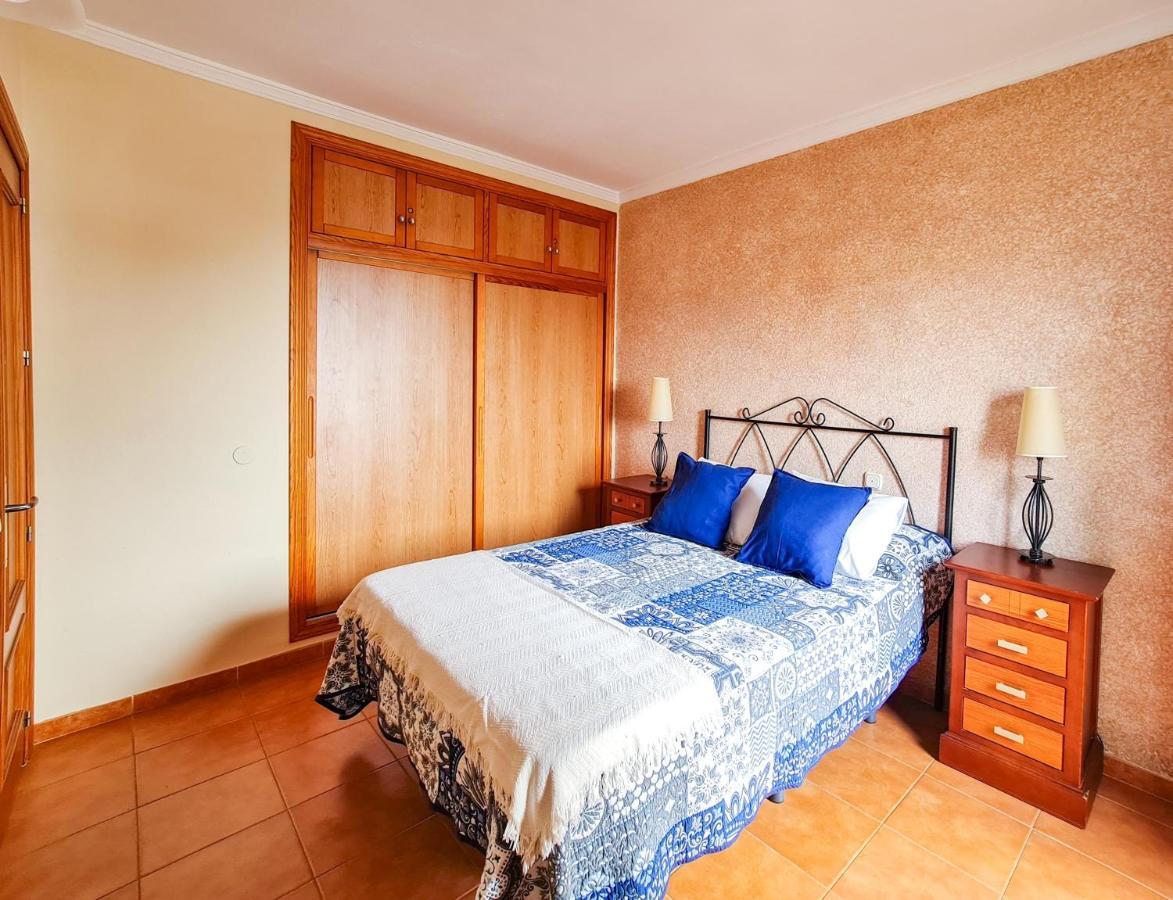 Parking Privado Benalbeach 贝纳尔马德纳 外观 照片