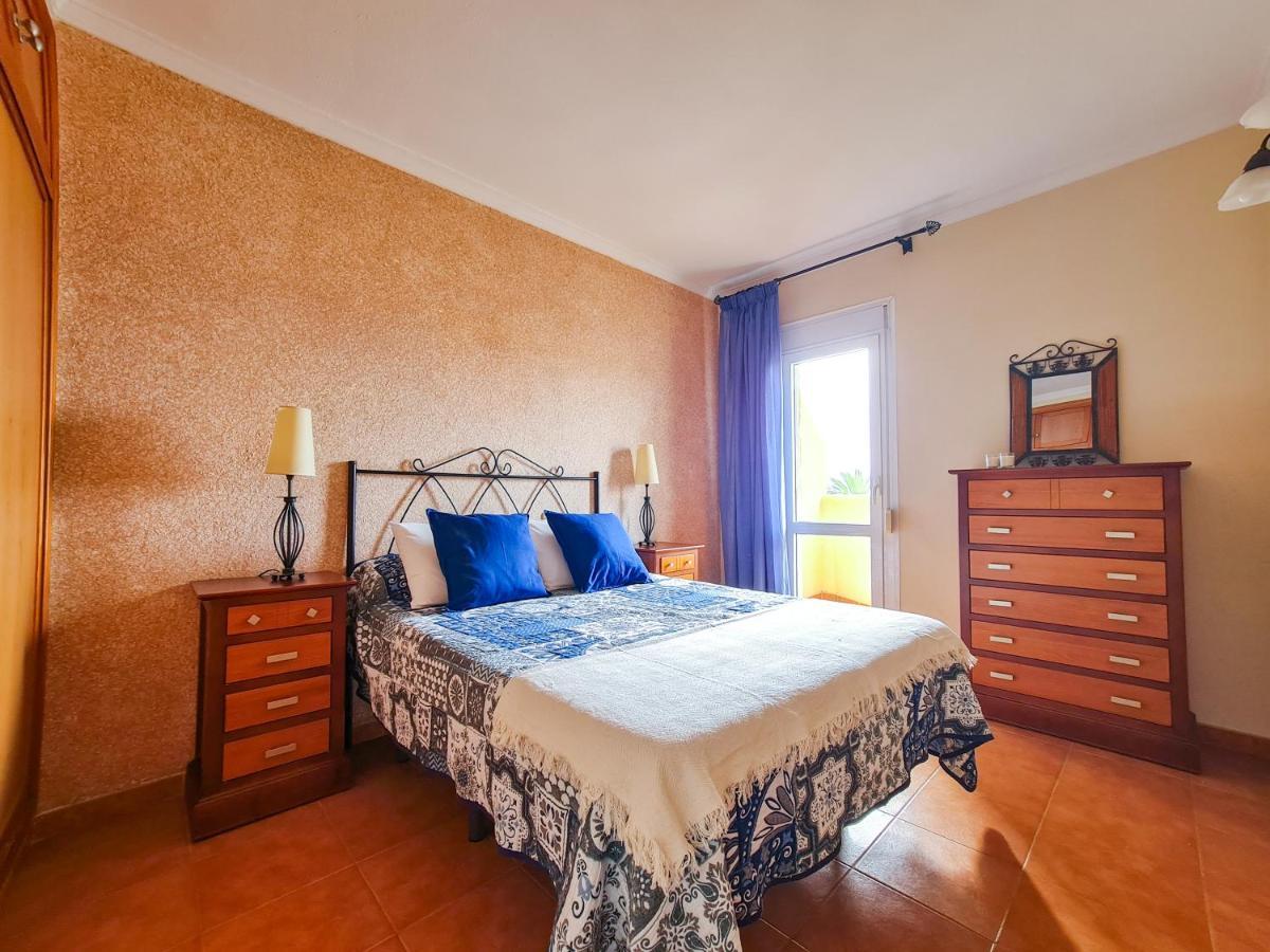 Parking Privado Benalbeach 贝纳尔马德纳 外观 照片