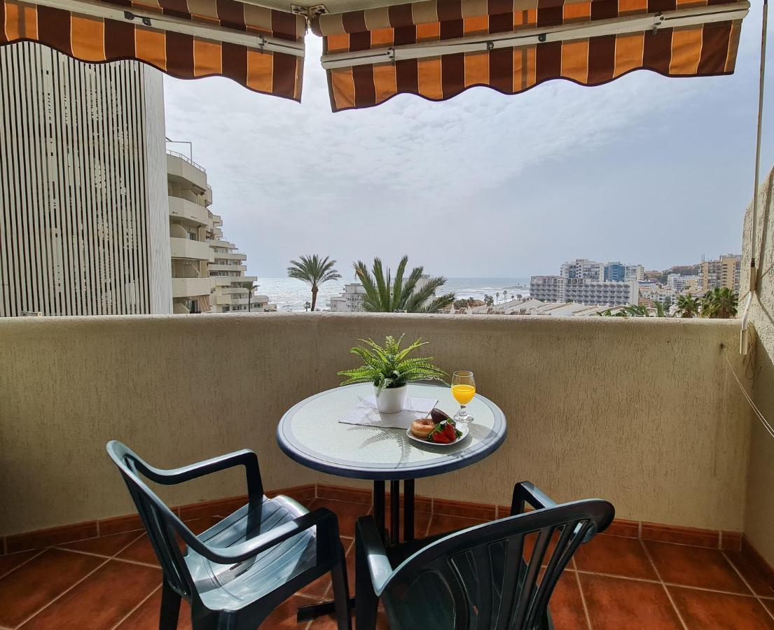 Parking Privado Benalbeach 贝纳尔马德纳 外观 照片