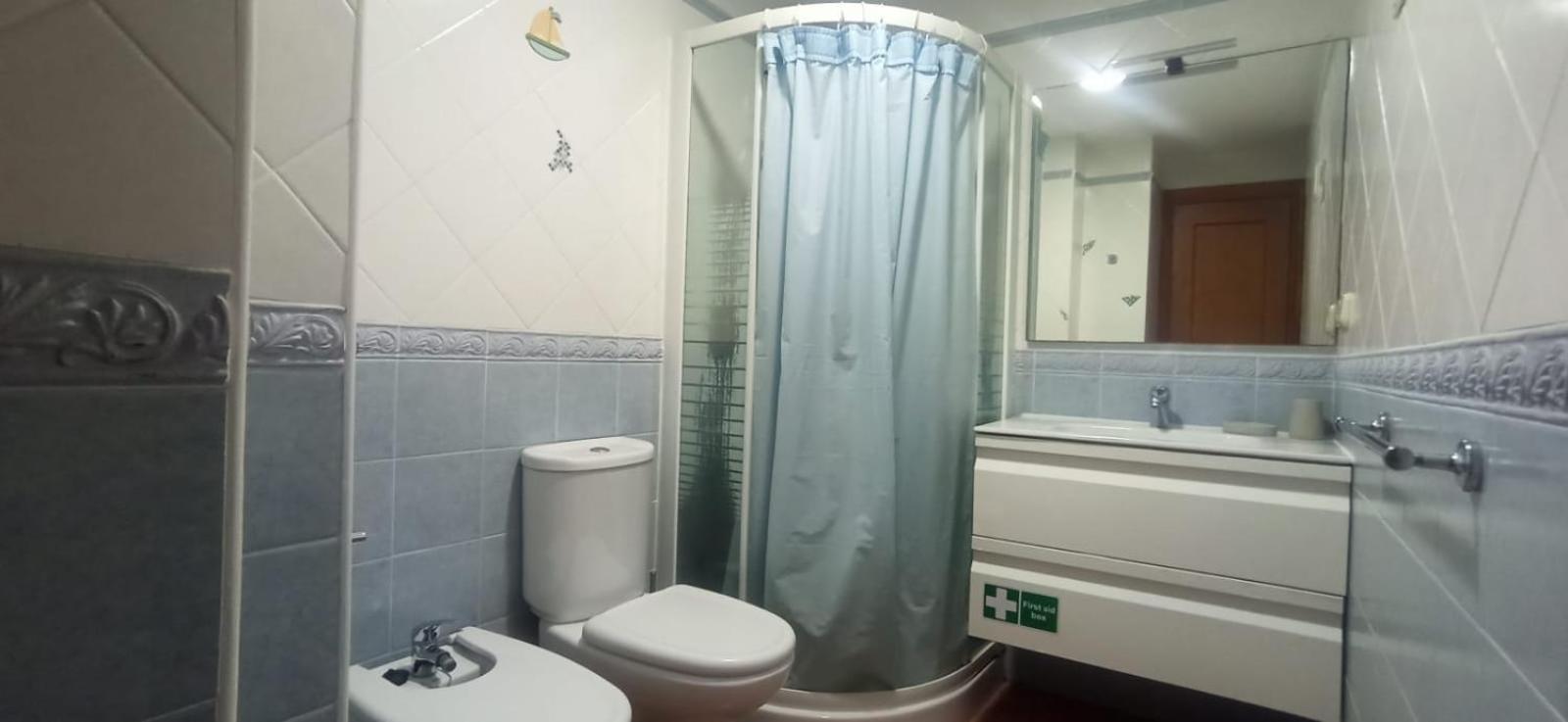 Parking Privado Benalbeach 贝纳尔马德纳 外观 照片